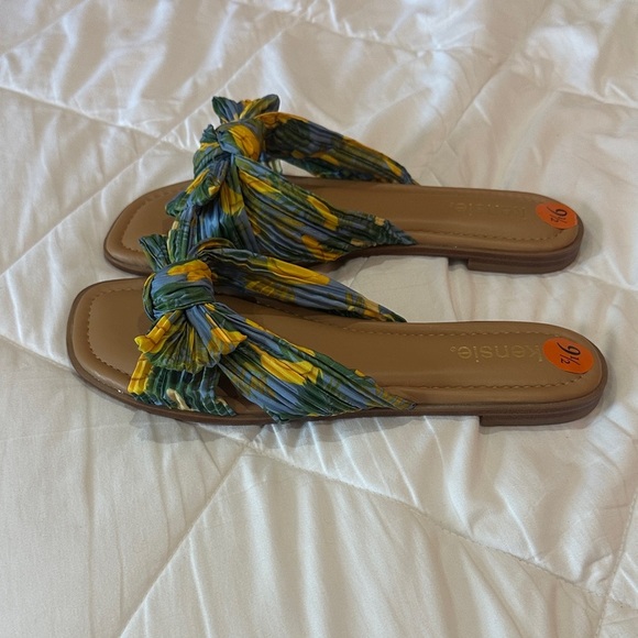 NEW Kensie Women's Knotted Slide Sandals - Blue and Yellow size 9 1/2 - Picture 1 of 6